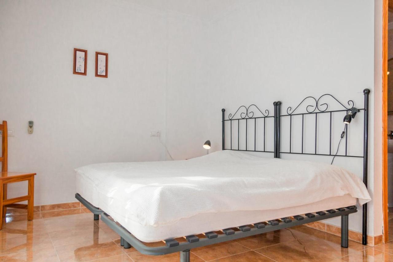 Вилла Cipreses House Нерха Экстерьер фото